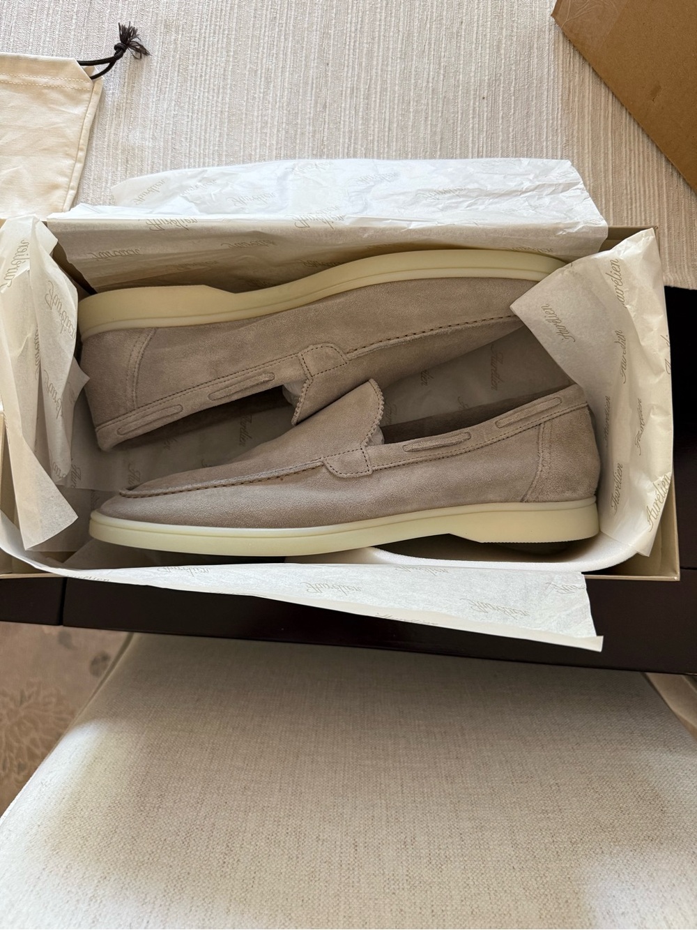 Aurélien Light Grey Softey Suede Yacht Loafers EU 43 / US 9.5 New